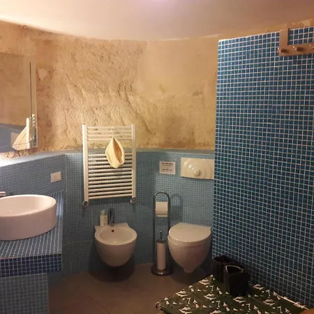 Sole Di Paglia Giu Apartment Matera